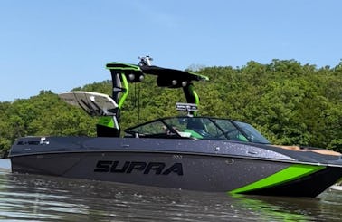 24' SUPRA SL450 Wakeboat With Surf Lessons in Denver!!