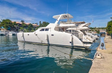 Custom Power Catamaran for up to 28 guests in La Romana