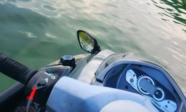 Location de jet ski pour s'amuser à Lake Norman, près de Charlotte, en Caroline du Nord