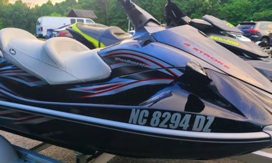 Aluguel de jet ski para momentos divertidos em Lake Wylie, SC