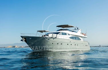 Luxurious Azimut 85 Mega-Yacht in Puerto Vallarta
