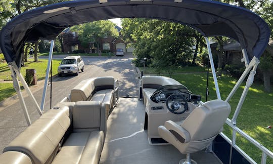 2019 Sun Tracker Party Barge 20 Pontoon Boat | Eagle Mountain Lake |