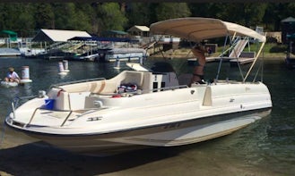 Lake Life in Huntersville! Rent 24' Ebb Tide Deck Boat for 10 person