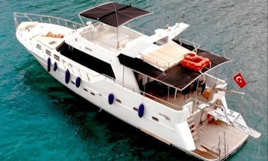 52' Luxury Motor Yacht Rental İn Kemer, Turkey