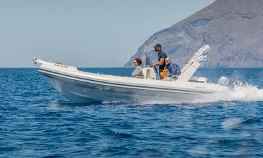 Lambro 6.40 m/175 CV/7 pax - Alquiler de RIB con patrón en Milos, Grecia