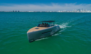 Luxury Canard Hybrid Open Yacht Rental In Miami, Florida