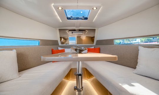Luxury Canard Hybrid Open Yacht Rental In Miami, Florida