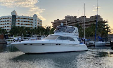 Location de yacht à moteur Sea Ray 52 pieds à Cabo San Lucas, Mexique