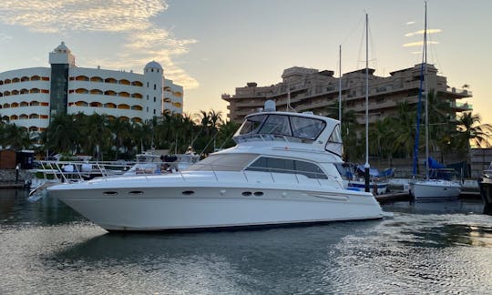 Aluguel de iates a motor Sea Ray de 52 pés em Cabo San Lucas, México