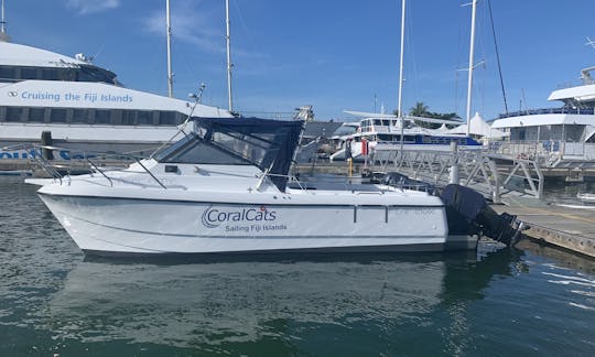 24' Kevlacat Sport fisher en alquiler en Denarau Marina, Islas Fiji.