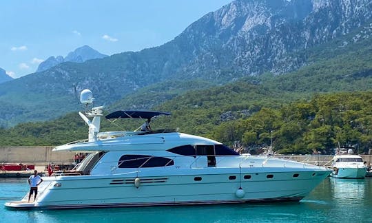 Sorridente, Luxury Yacht for Rent in Antalya