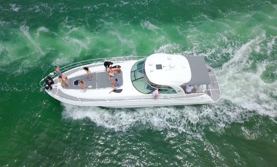 A Private Luxury Sea Ray 53ft up to 14 people in Ideal condition Cancun and Isla Mujeres