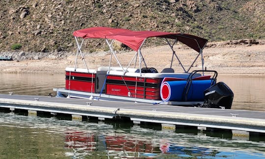 Beautiful 2022 Crest 240LX Tritoon for rent at Saguaro lake with seating for 12!