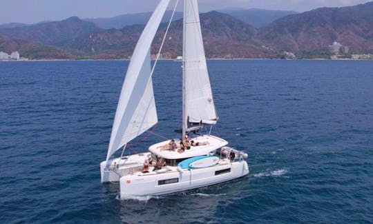 ⚓️ Lagoon 40' Cruising Catamaran Charter in Puerto Vallarta