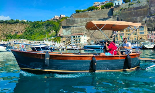 24' Athena Esposito Motorboat for rent in Piano di Sorrento