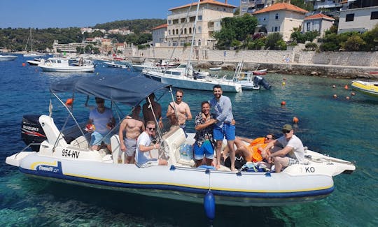 Marlin 23 RIB with 200 Hp Outboard for rent in Hvar