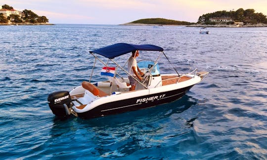 17ft Fisher Sundeck Boat powered with 75 Hp engine for rent in Hvar