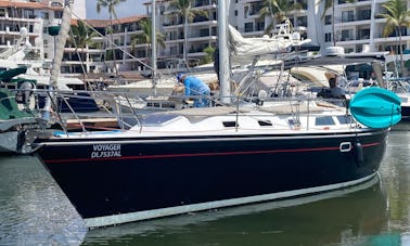 Hermoso yate Catalina de 42 pies en alquiler en Puerto Vallarta