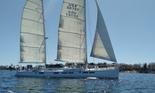 Navega con nosotros a bordo de nuestro velero Artemis de 64 pies. Gloucester, Massachusetts. ¡Comida incluida!