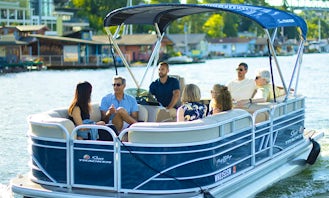 FUN Pontoon Patio Boat for Sacramento River Includes Skipper