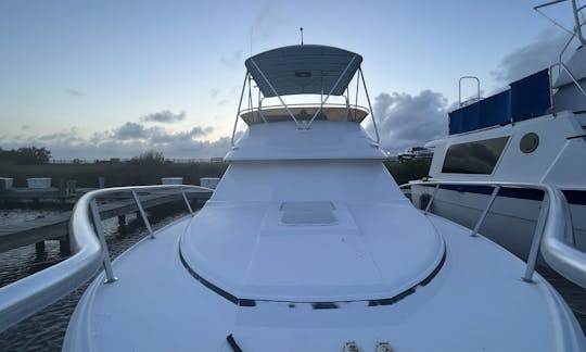 36ft Phoenix Sportfishing Yacht! Cruising from North Padre Island to Port Aransas