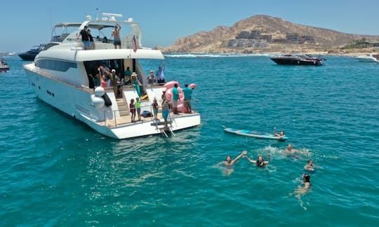 Lifestyle LOS CABOS Yacht rental