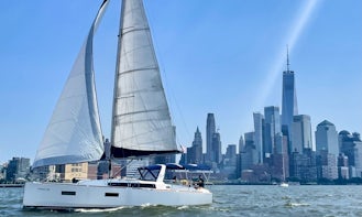 Experience the ultimate in service with NYC’s longest-running private sailing charters