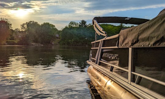 2021 StarCraft Pontoon delivered to any lake within 30 miles of Lewiston, Maine!