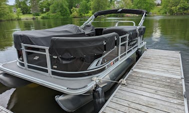 2021 Starcraft 20' Pontoon Delivery 