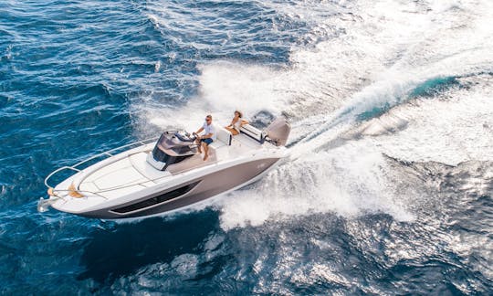 Brandnew Sessa Key Largo 24 Yacht for rent in Rovinj!