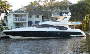 Azimut Evolution de 71 pies: yate deportivo italiano de lujo para alquilar en Vancouver