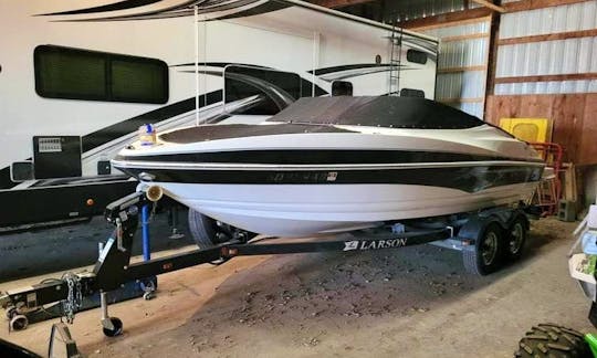 21ft Larson Bowrider Fall Special $125/hour Rental in Lake Minnetonka, Minnesota