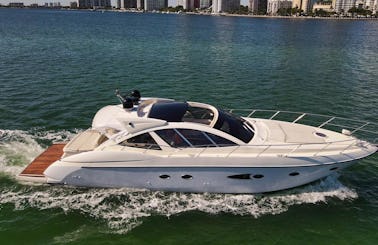 55ft Azimut Express Motor Yacht Charter in Miami Beach