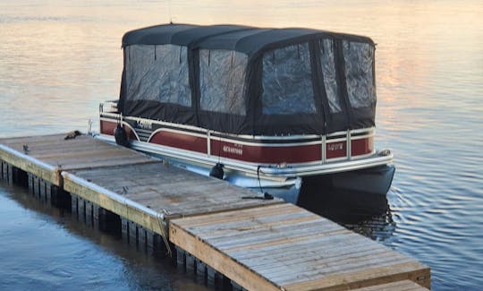 Pontoon for Rent On Ottawa River