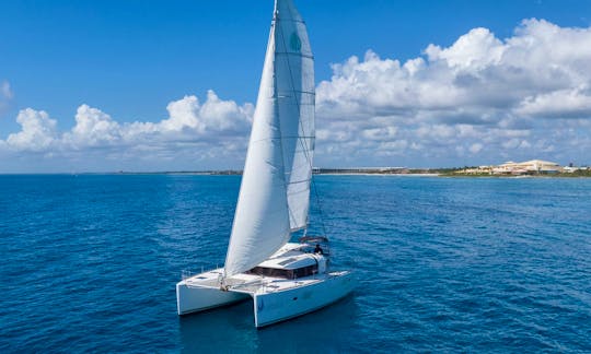 40' Lagoon Luxury Catamaran in Tulum and Riviera Maya