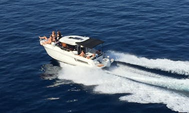 Jeanneau MF 795 rental in Split