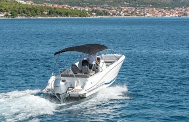 Jeanneau Cap Camarat 6.5 Deckboat Rental in Split, Splitsko-dalmatinska županija