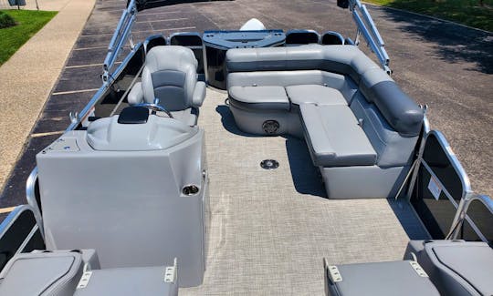Special - Weekday ONLY rental LOW RATES $100hr -  2021 Berkshire Pontoon for rent in Willis, Texas