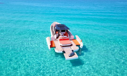 Exclusive boat for rent i Ibiza. Evo R4 WA, not for everyone.