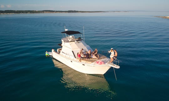 Private Boat Tour In Medulin on a Vintage sport Fishing Boat