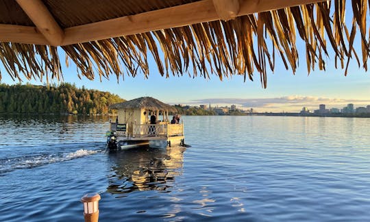 Ottawa River Tour on Floating Tiki Bar (Moana)