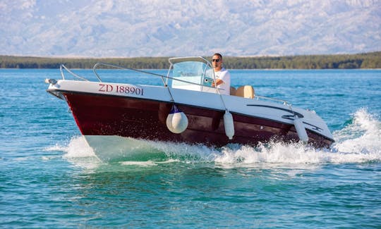 Reful 22 Fly Powerboat for 8 people in Nin, Zadar County