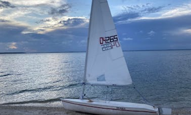 Hobie One 12 ft Sailboat for rent in Sag Harbor