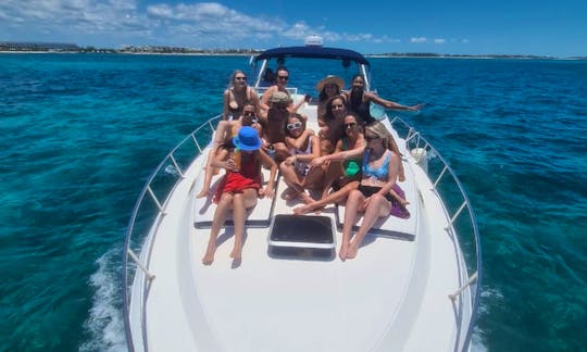 Wellcraft Will Motor Yacht Rental in Cancun, Mexico