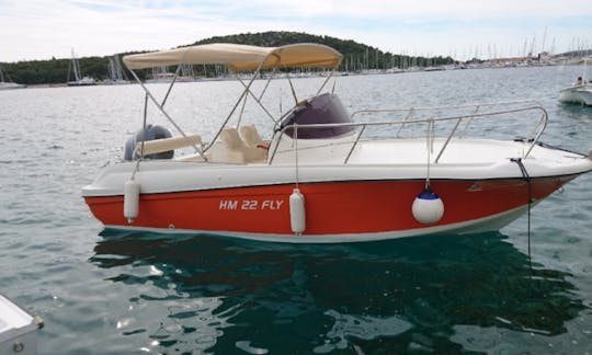 ¡Lancha motora Insidias Marine HM22 en alquiler en Nin, condado de Zadar!