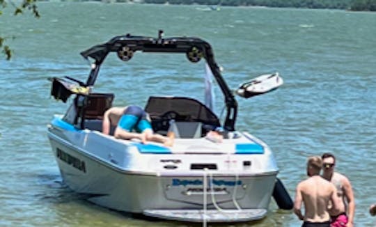 2019 MOOMBA....  with AWESOME water toys!!....SUNSET CRUISES ALSO AVAILABLE.....   FOR NOW ONLY WED/SUN BOOKINGS..if the day you want shows rented, still send a request, once someone books, it shows that day unavailable... but I might have another slot open that day.