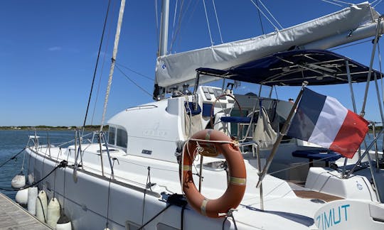 Catamaran Lagoon 380 for Daily trip in El Rompido, Andalucía