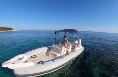 Marlin 23 RIB with 200 Hp Outboard for rent in Hvar