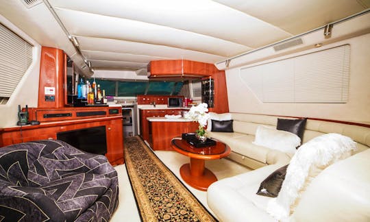 Ultra Luxurious Sea Ray Sedan 55ft Yacht in Montego Bay Jamaica! Private Tours!