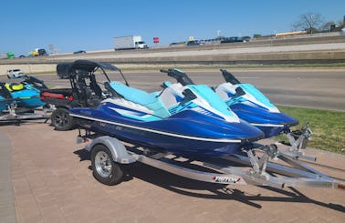 2 Yamaha Ex Limited Jet Skis for rent North Lewisville Lake area